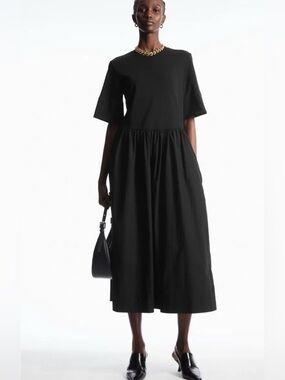 COS Black Short Sleeve Gathered-Waist Midi Dress size M Preppy Summer dress